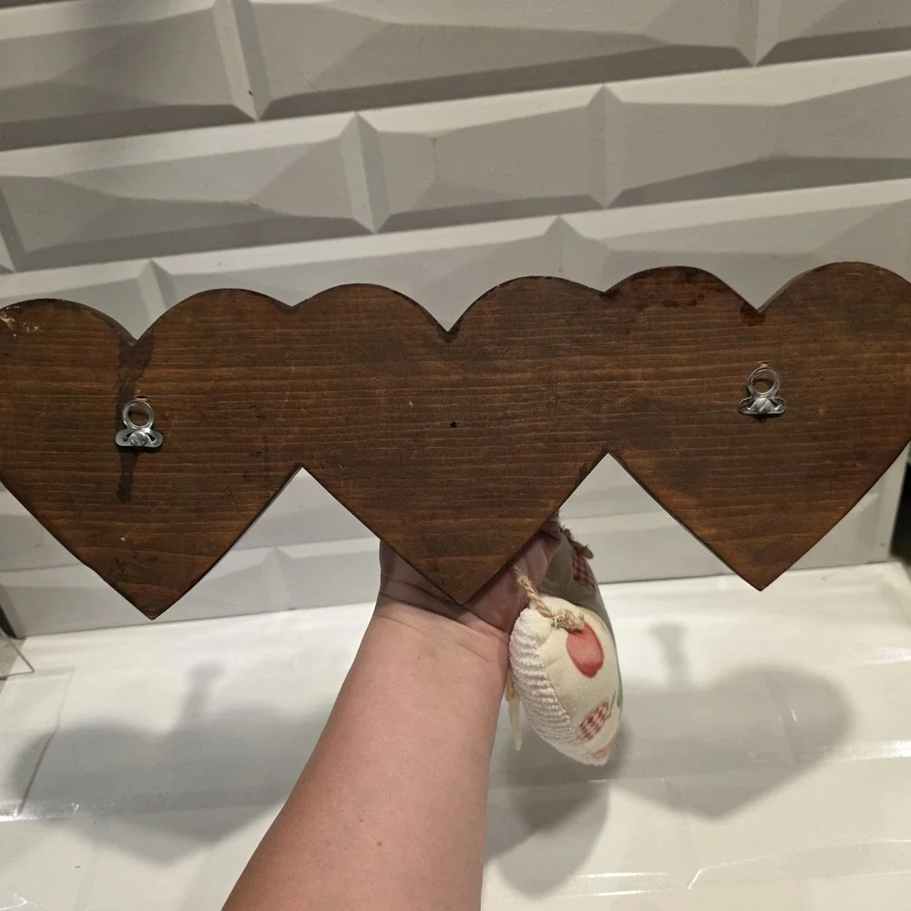 Vintage Wooden Hearts  Wall Coat Rack 3 Peg Hat Rack Rustic Decor Painted Hearts